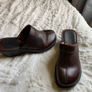 Leather Slipon Wedge